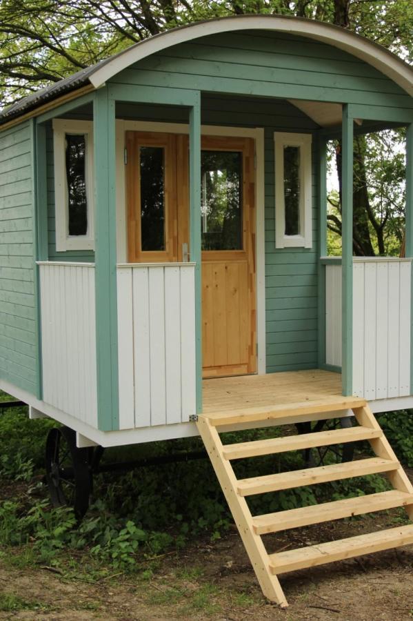 The Kestrel Shepherd Hut, Whitehouse Farm Stowmarket Exteriör bild
